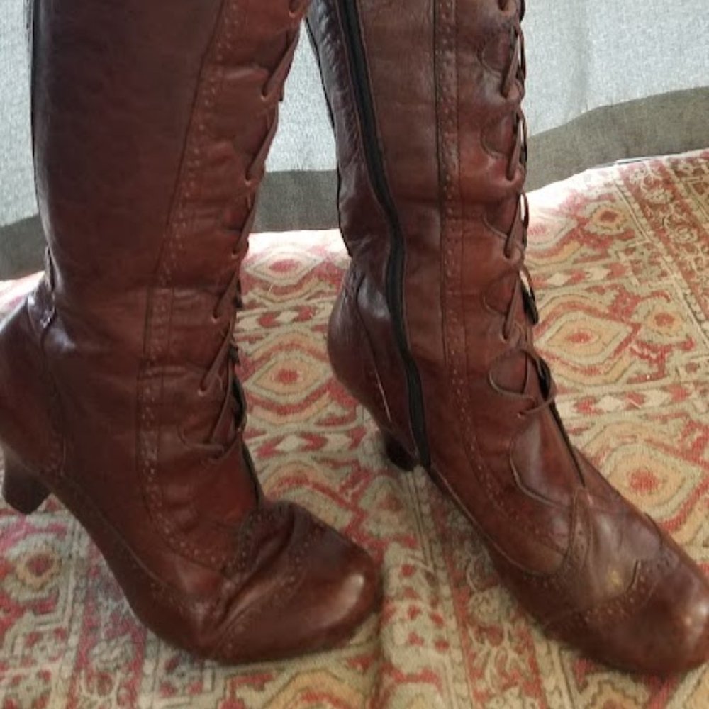 Born Crown Boots